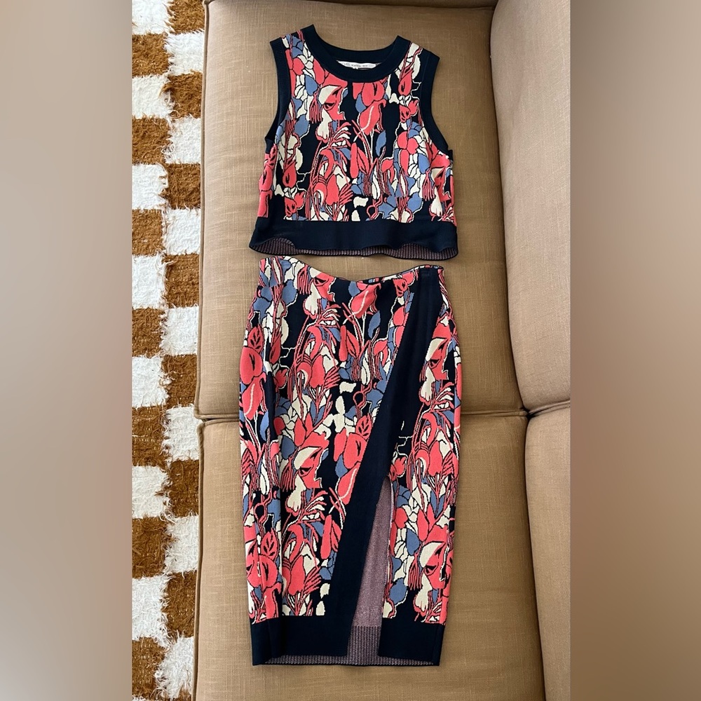 Two piece knit set Rachel Roy